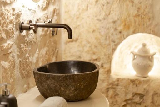 Alesia Luxury Cave Bed & Breakfast ออสตูนี ภายนอก รูปภาพ